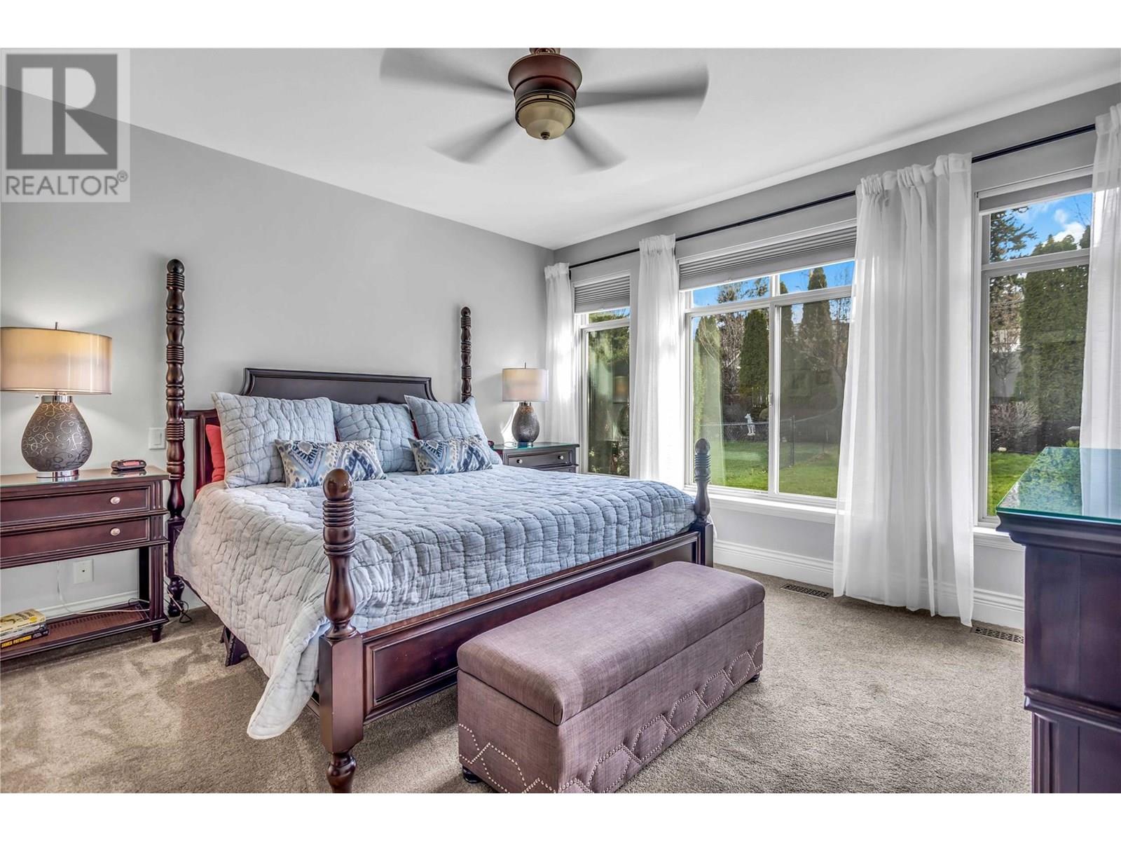105 4450 GORDON Drive, Kelowna