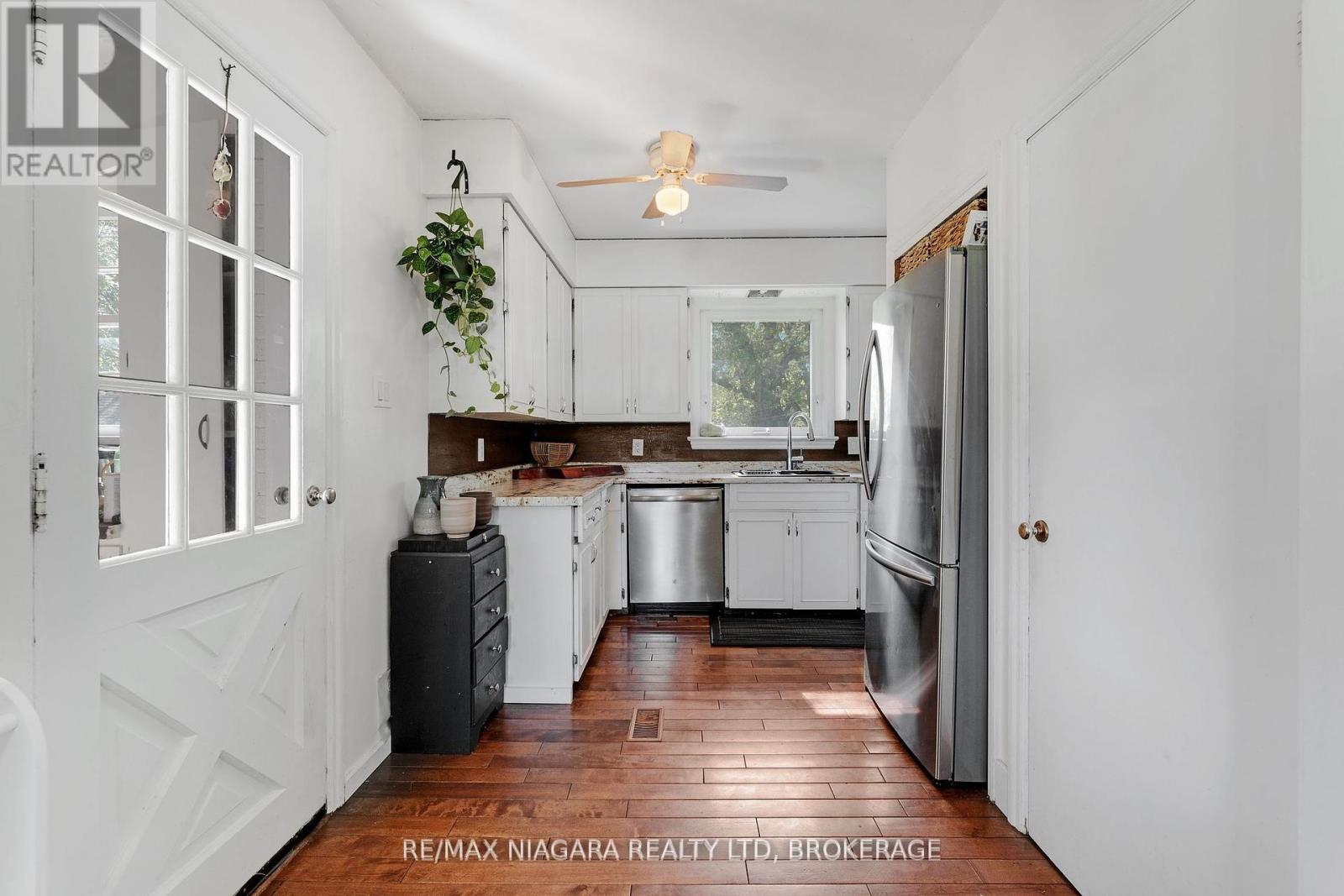 Photo 18 of 958 Silver Bay Road, Port Colborne ON