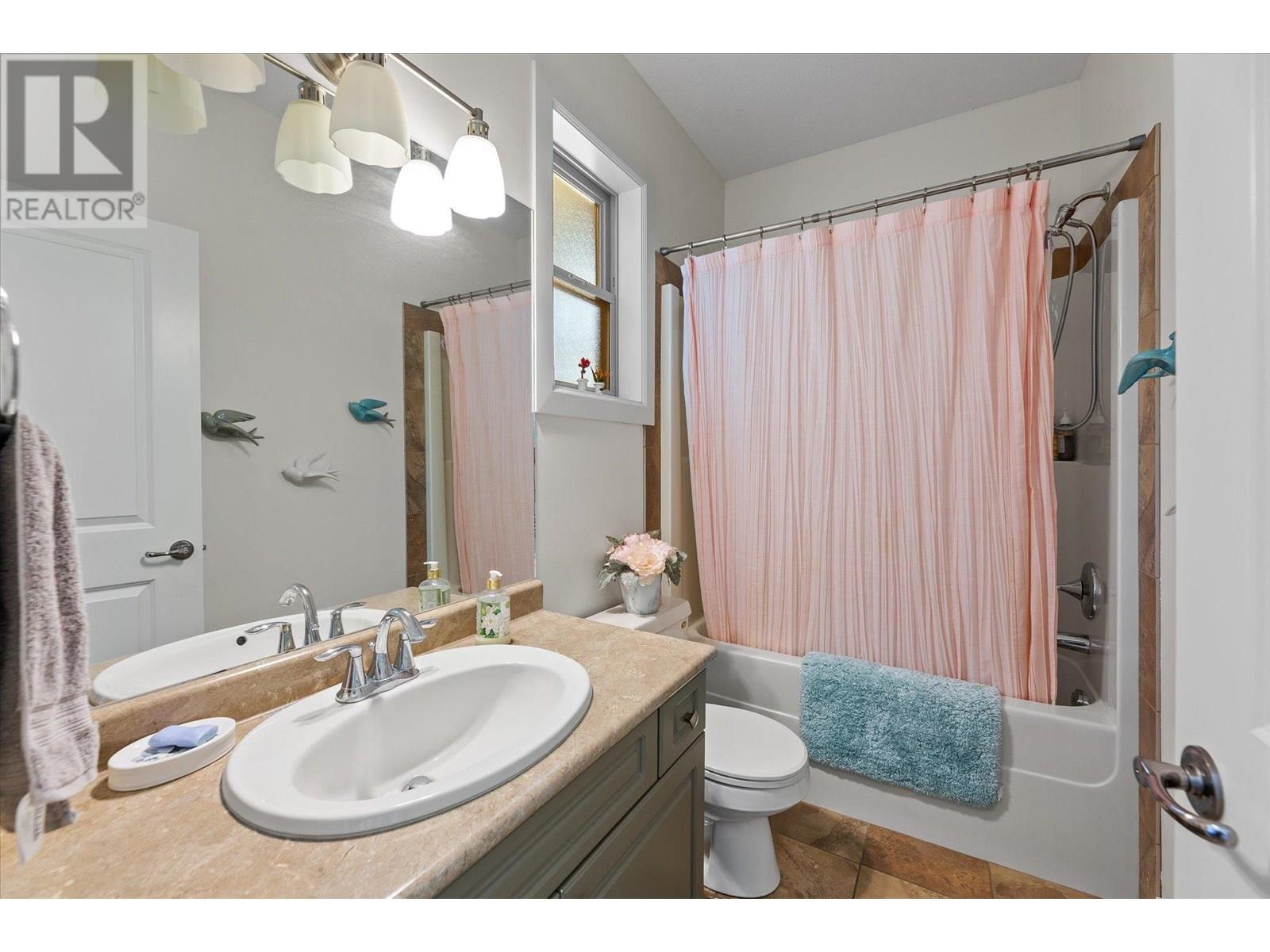  2140 Serrento Lane, Westbank