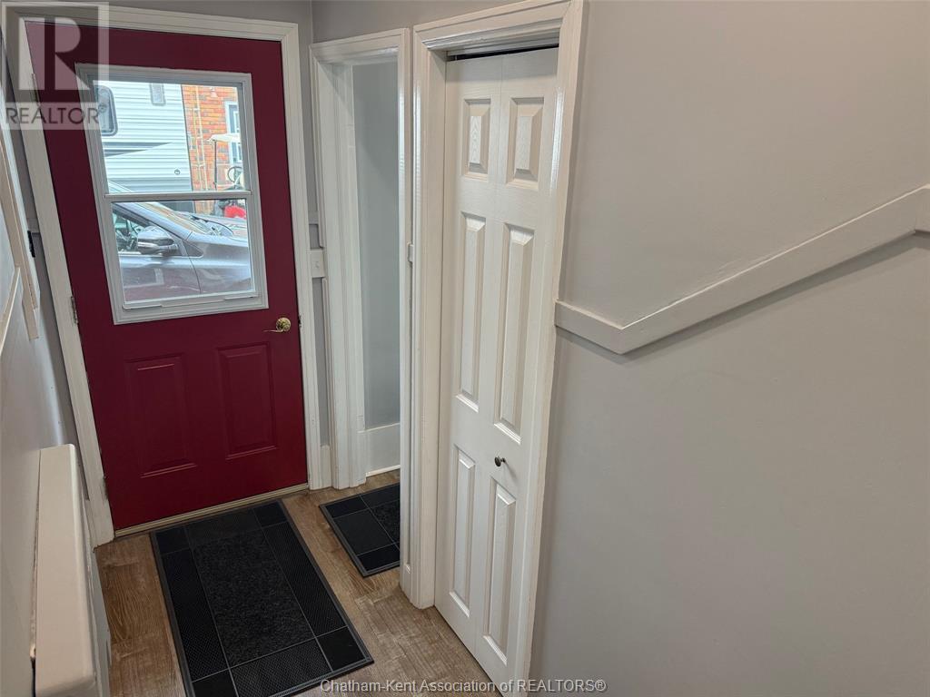 Photo 27 of 913 North Street, Dresden ON