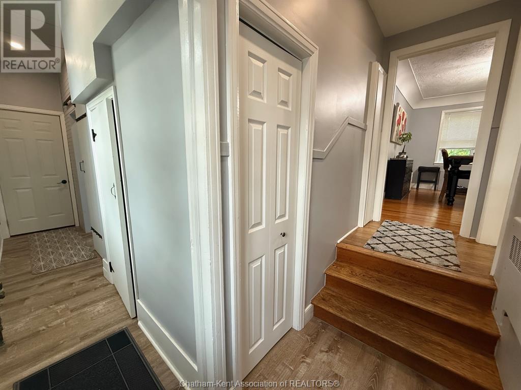 Photo 17 of 913 North Street, Dresden ON