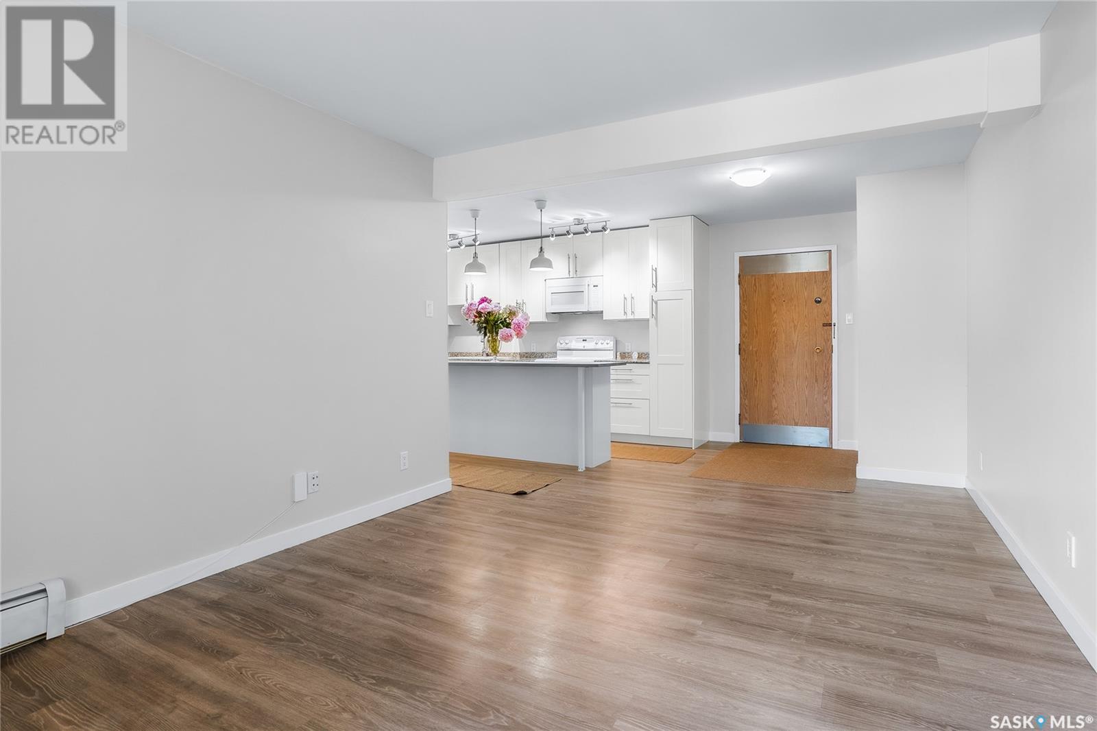 Single Family House Low rise for Sale in   Tait CRESCENT Saskatoon 