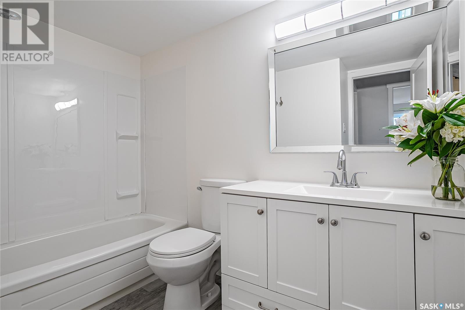 Single Family House Low rise for Sale in   Tait CRESCENT Saskatoon 