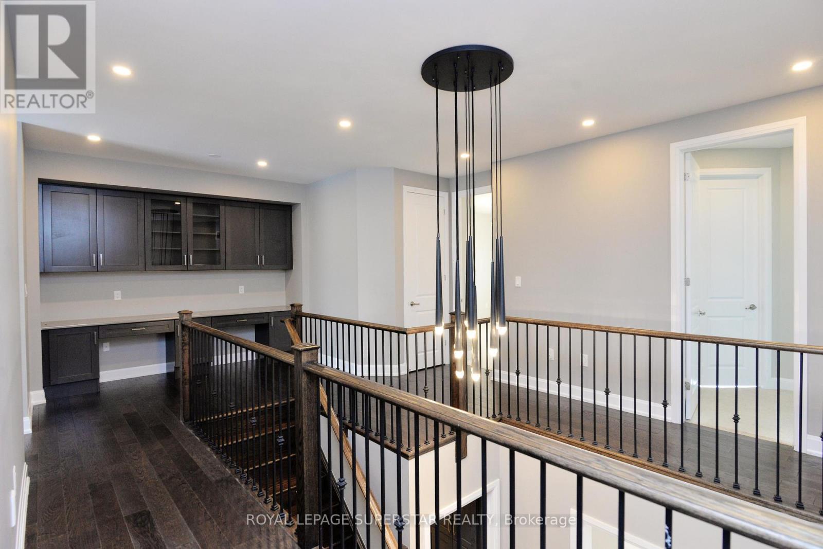 Photo 49 of 236 Cherryhurst Road, Oakville ON