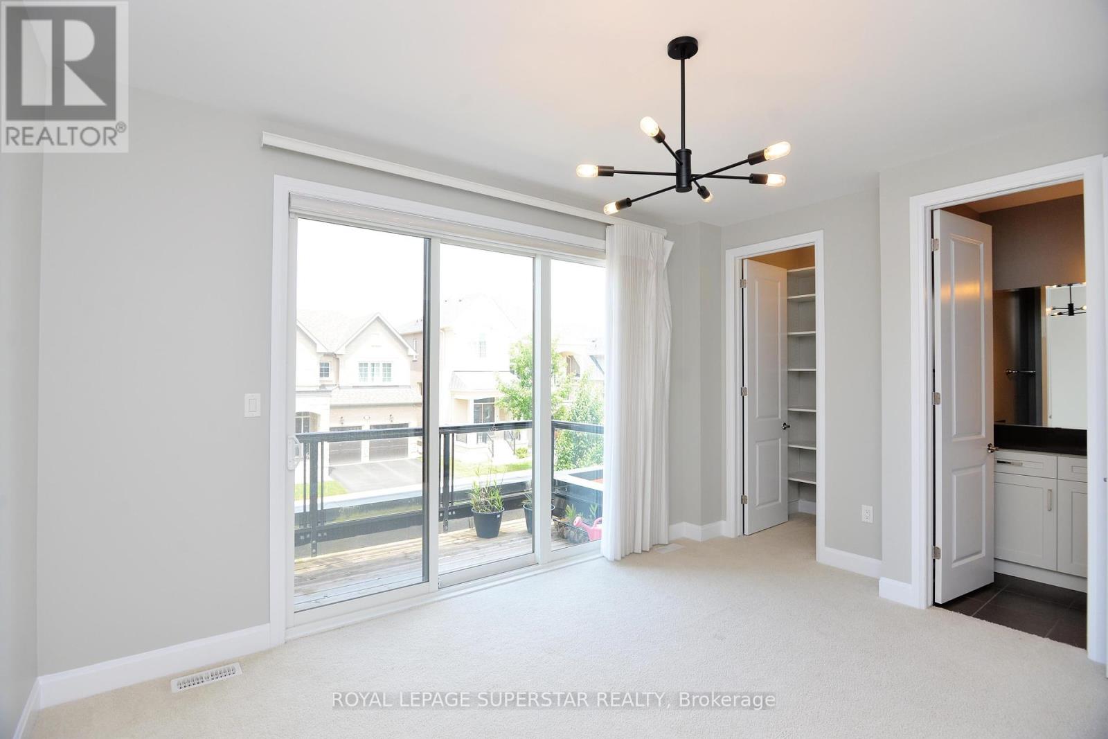 Photo 16 of 236 Cherryhurst Road, Oakville ON