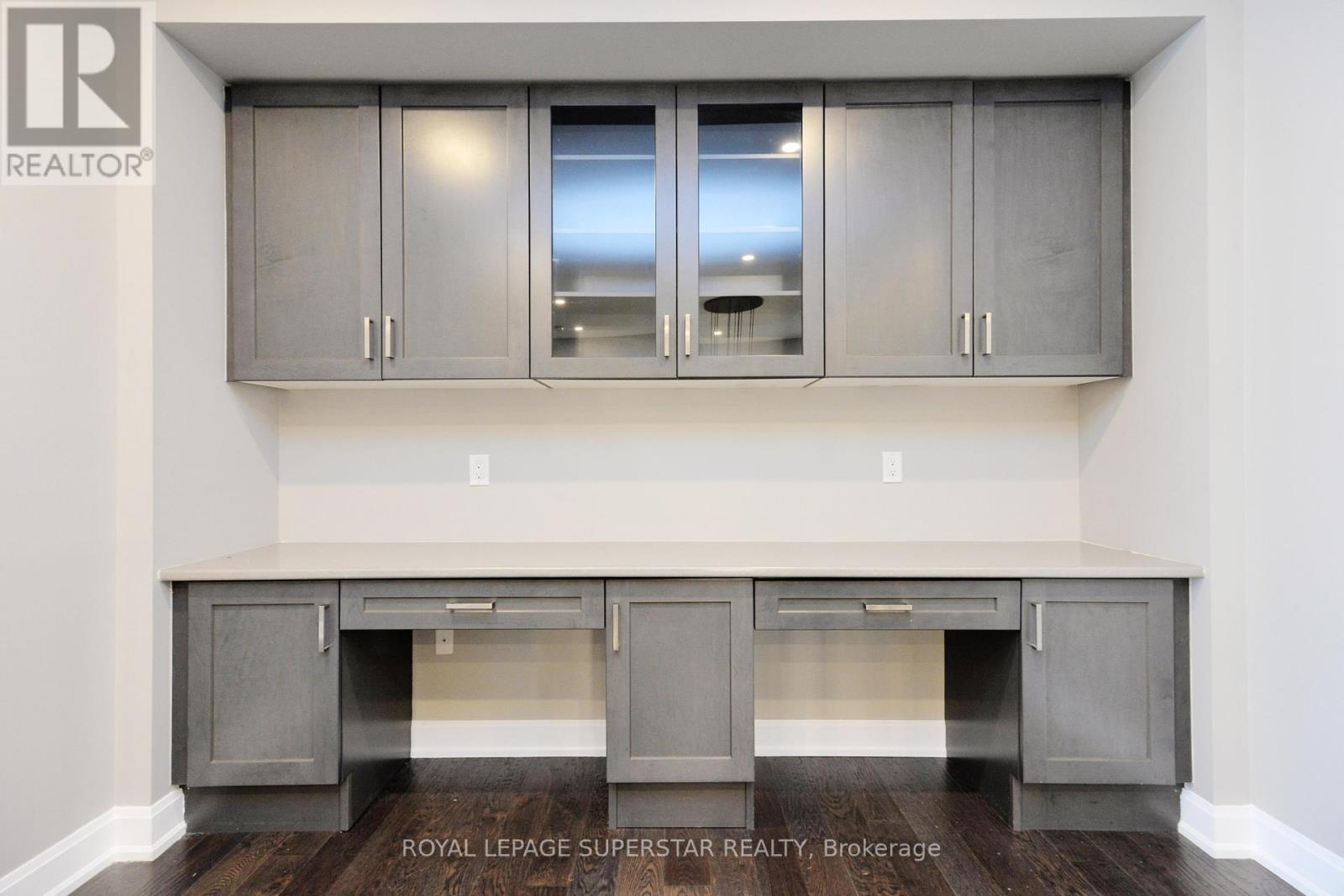 Photo 41 of 236 Cherryhurst Road, Oakville ON