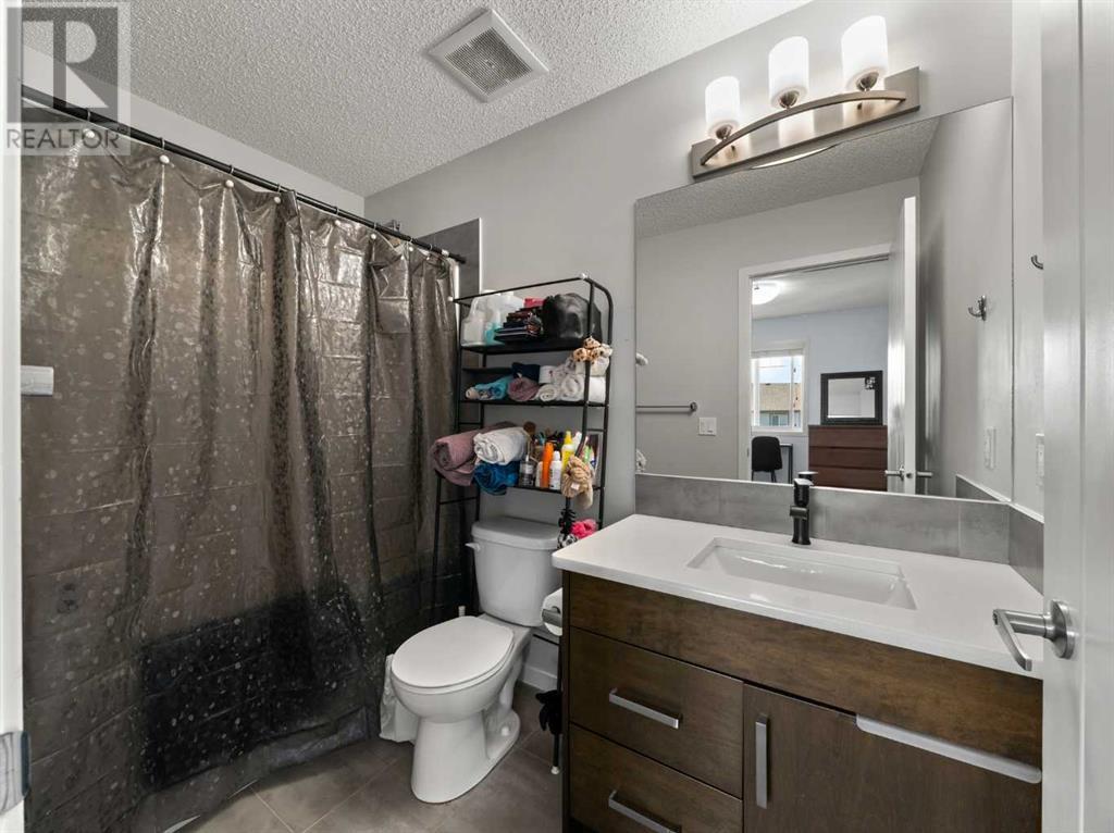 Single Family House for Sale in  New Brighton Walk SE New Brighton Calgary 