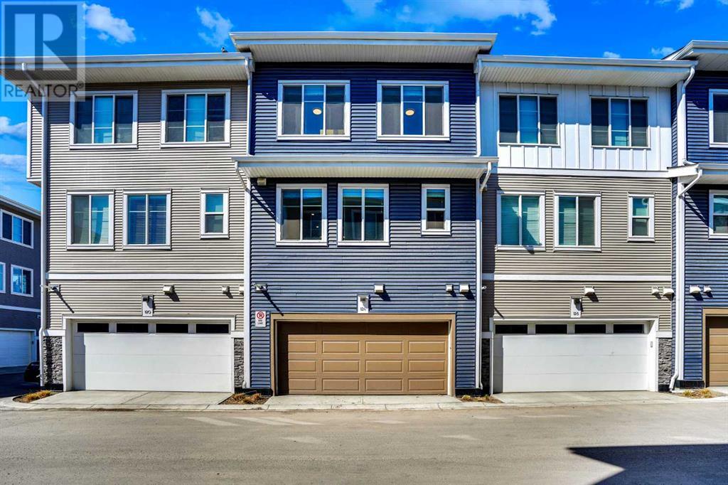 Single Family House for Sale in  Savanna Street NE Saddle Ridge Calgary 