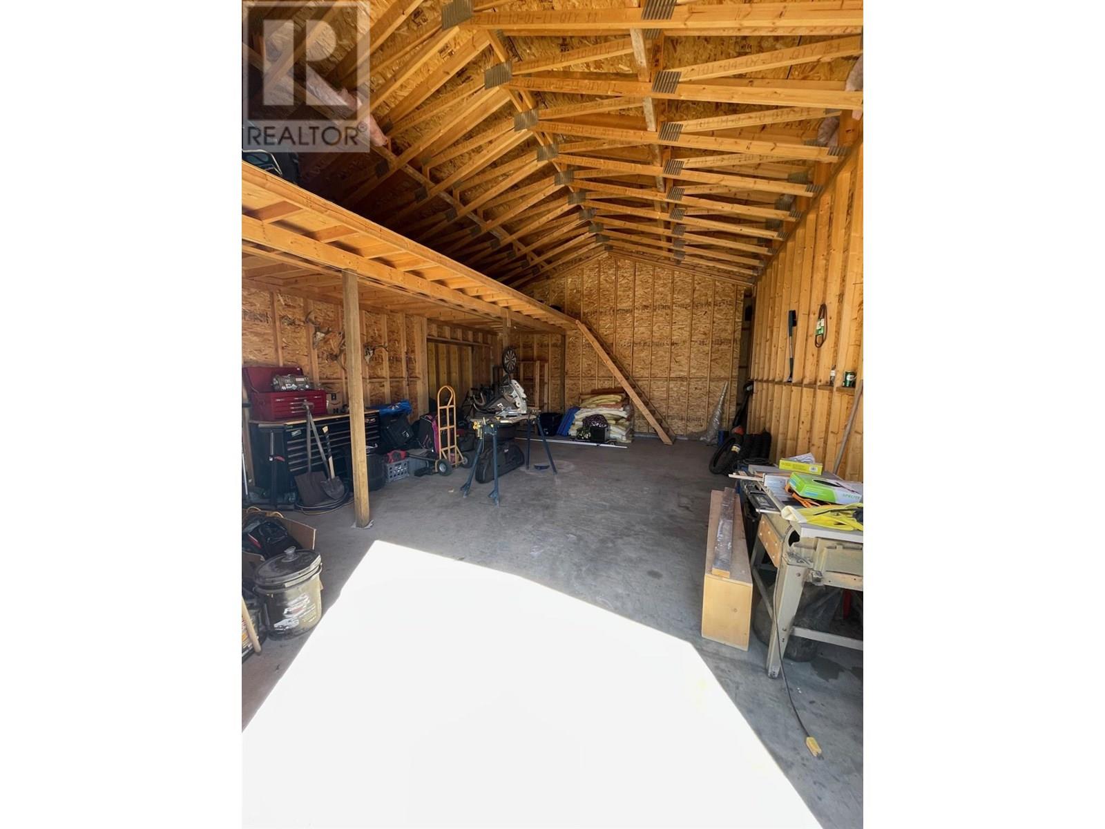 Photo 14 of 465 White Birch Crescent, Sparwood BC