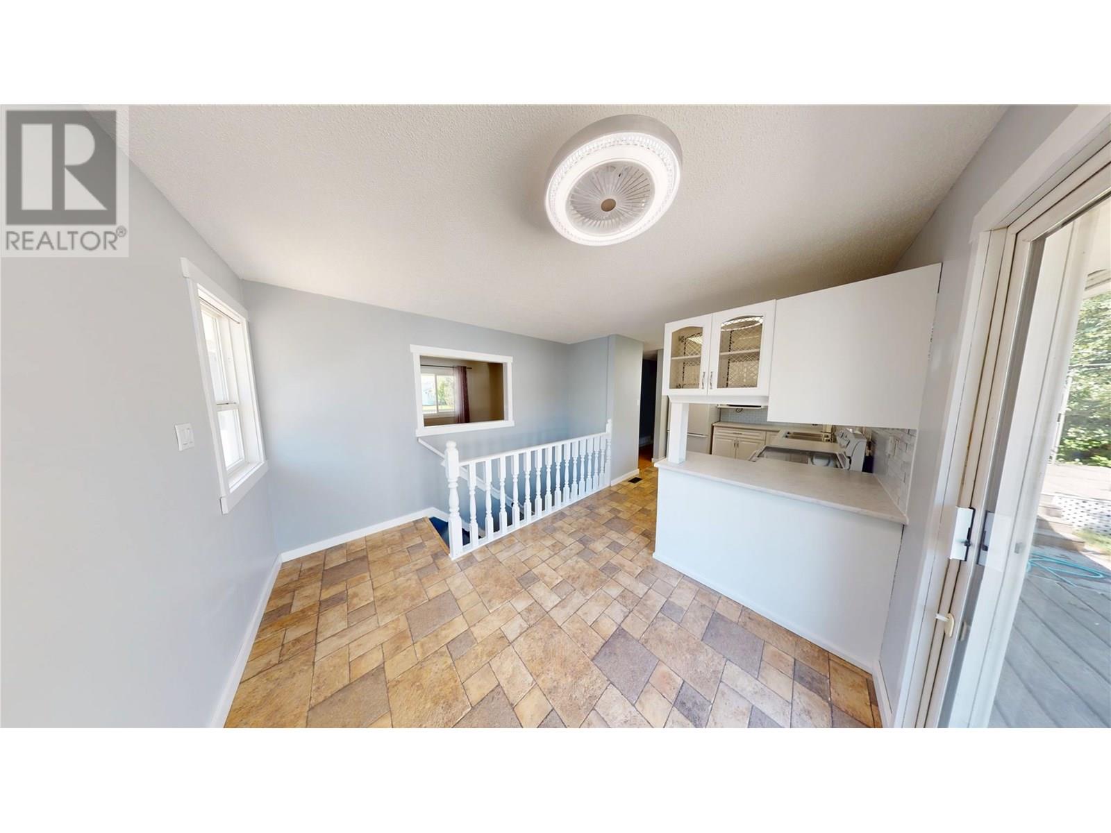 Photo 20 of 465 White Birch Crescent, Sparwood BC