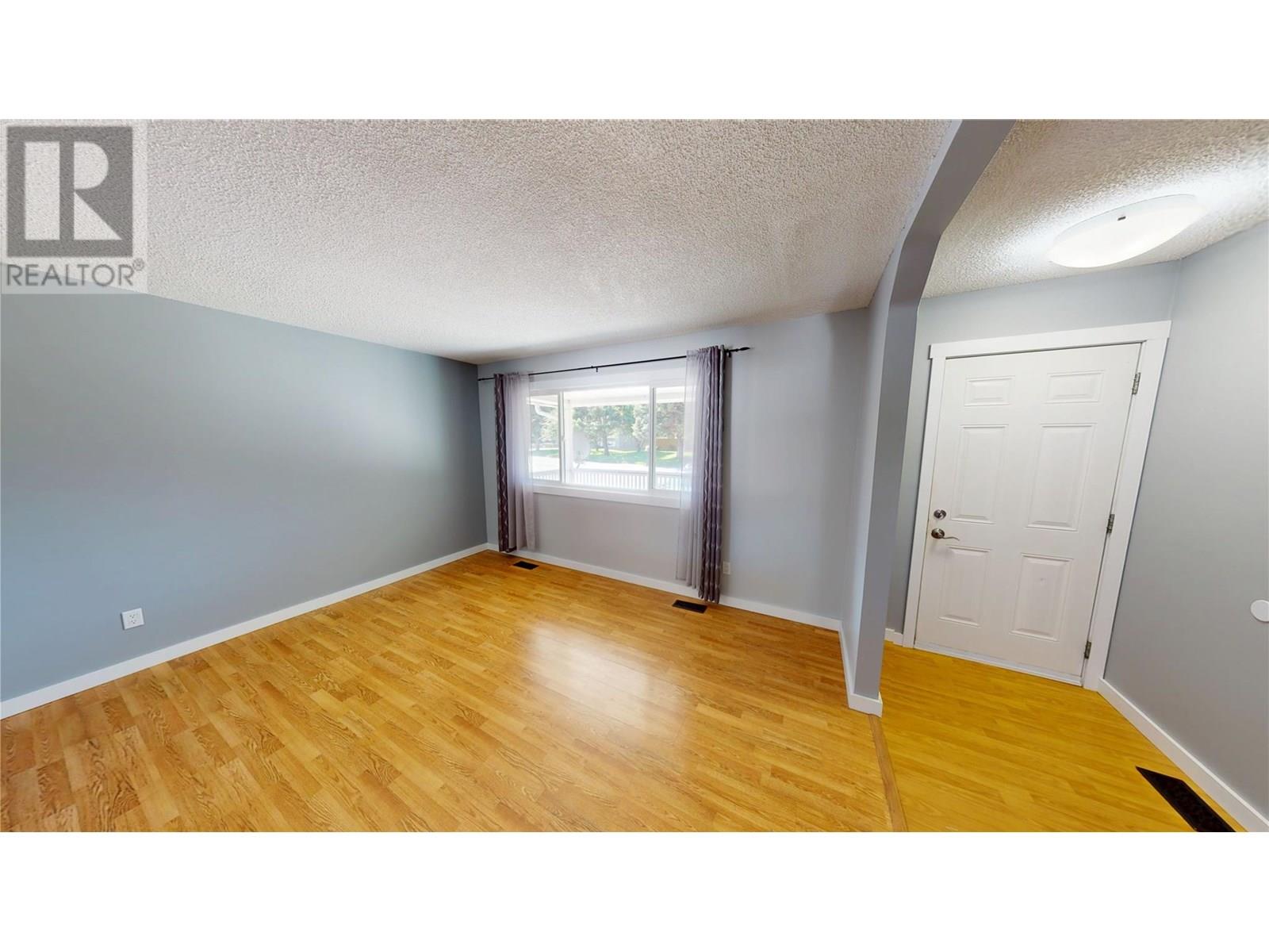 Photo 24 of 465 White Birch Crescent, Sparwood BC