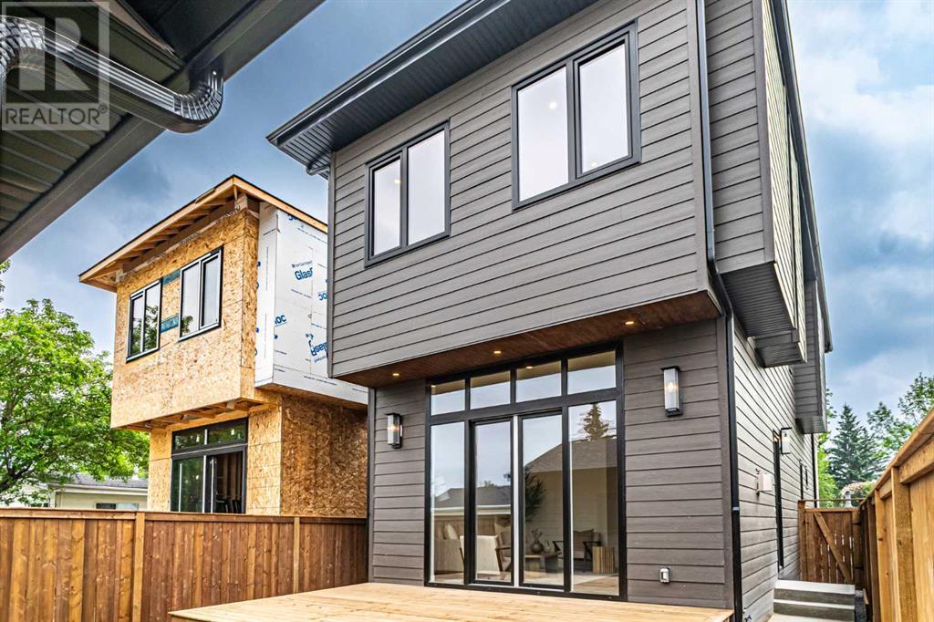 Single Family House for Sale in   Avenue SW North Glenmore Park Calgary 
