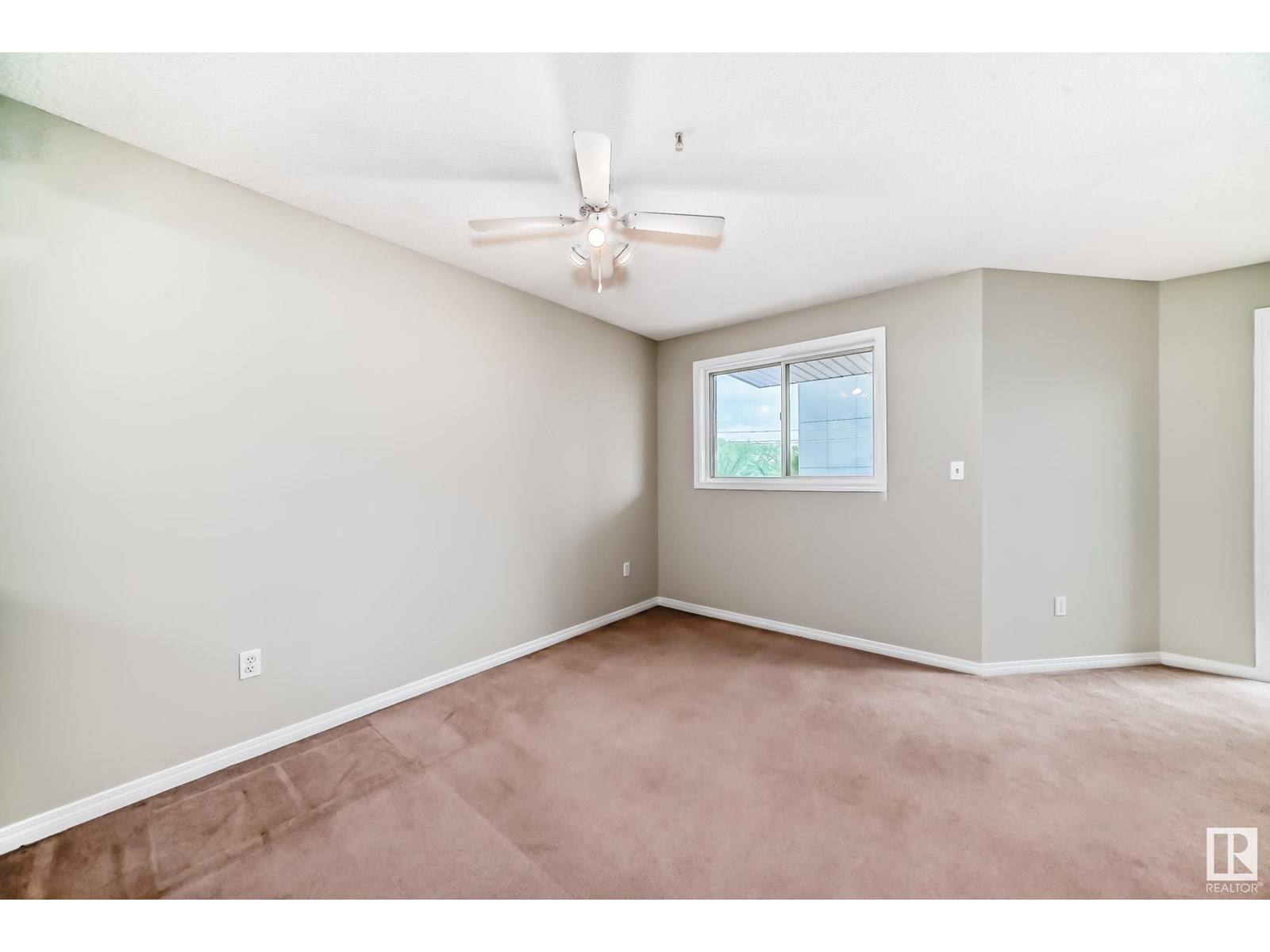 Photo 27 of 308 10153 117 St Nw, Edmonton AB
