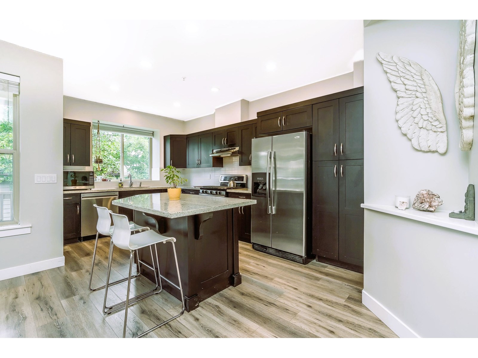 Photo 11 of 9451 Kanaka Street, Langley BC