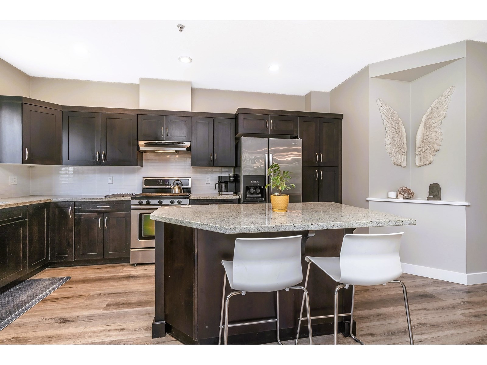 Photo 2 of 9451 Kanaka Street, Langley BC