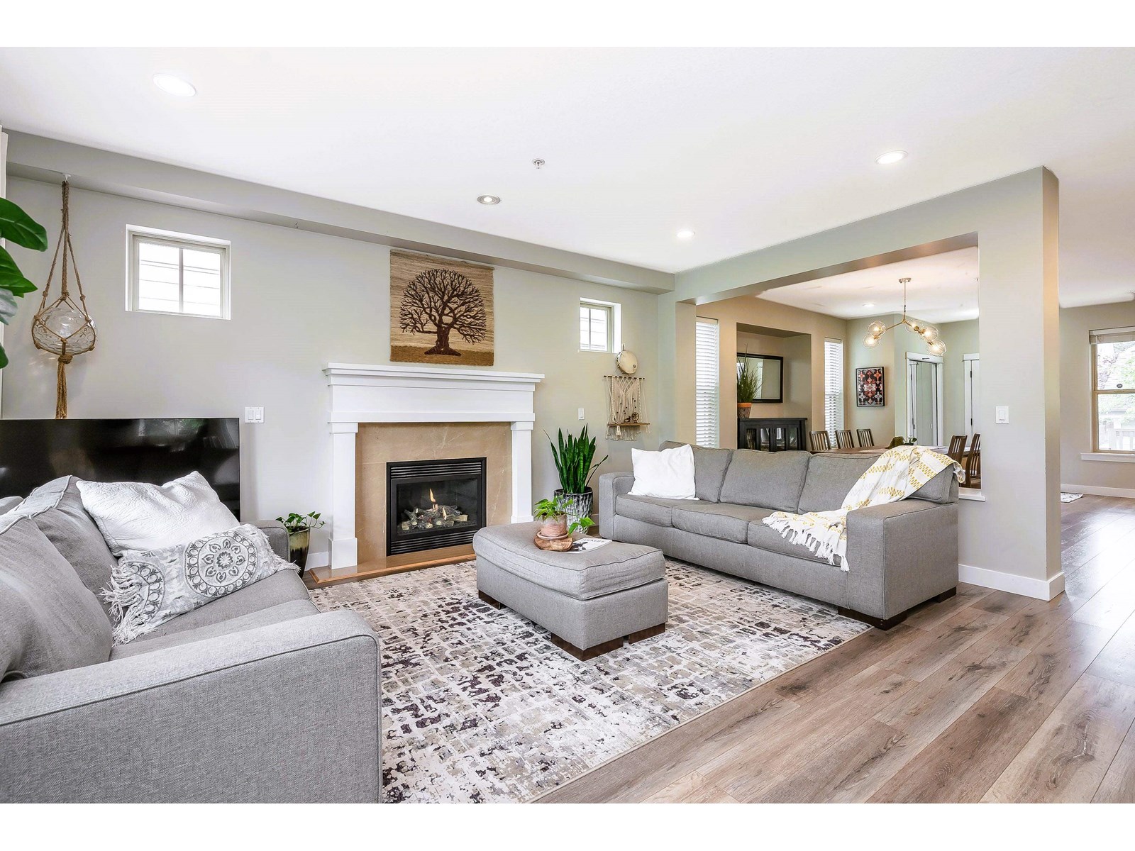 Photo 6 of 9451 Kanaka Street, Langley BC