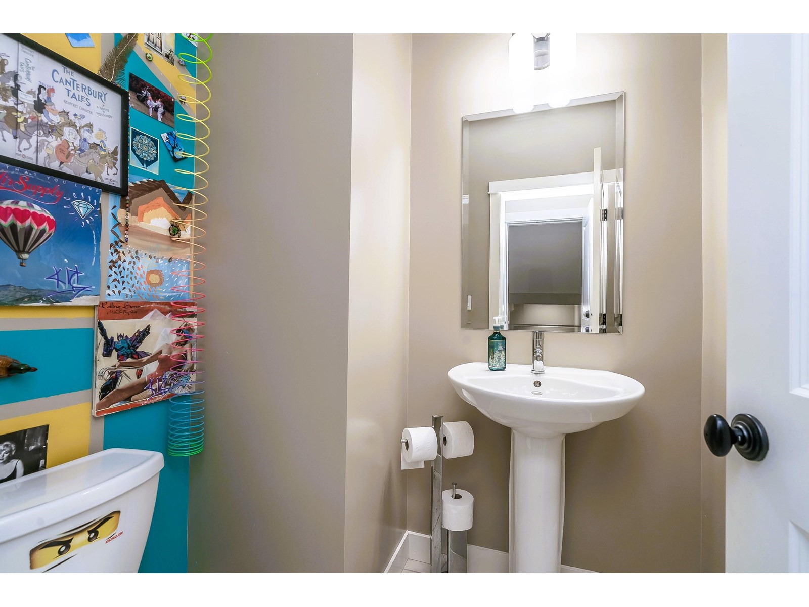 Photo 21 of 9451 Kanaka Street, Langley BC