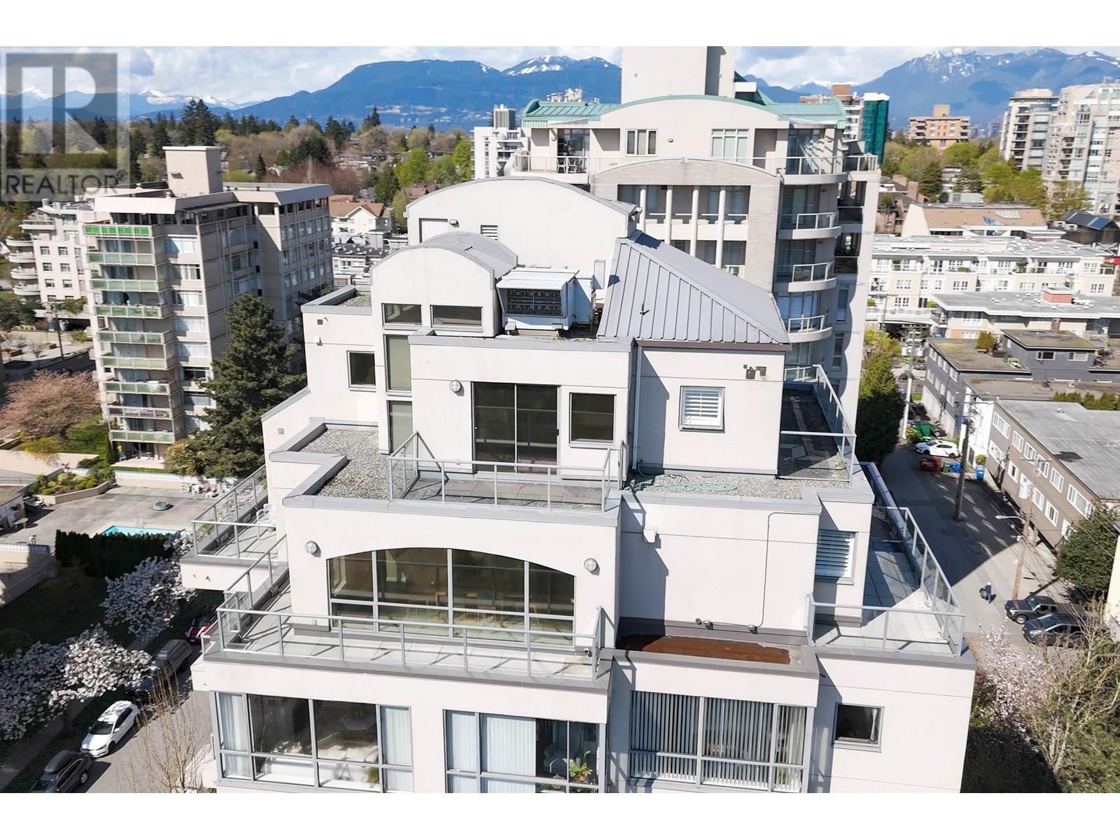 Photo 2 of 1100 5890 Balsam Street, Vancouver BC