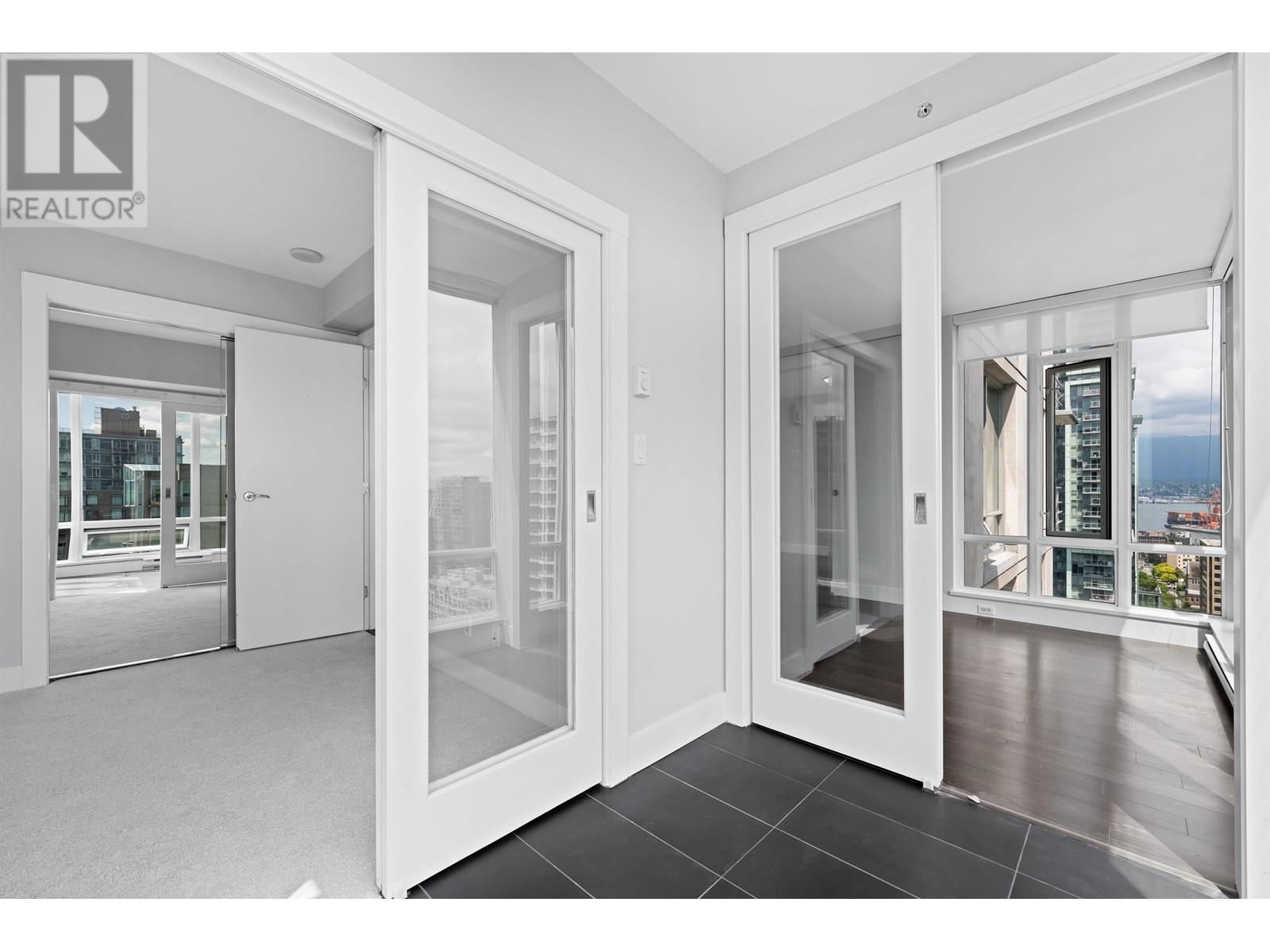 Photo 11 of 2703 535 Smithe Street, Vancouver BC