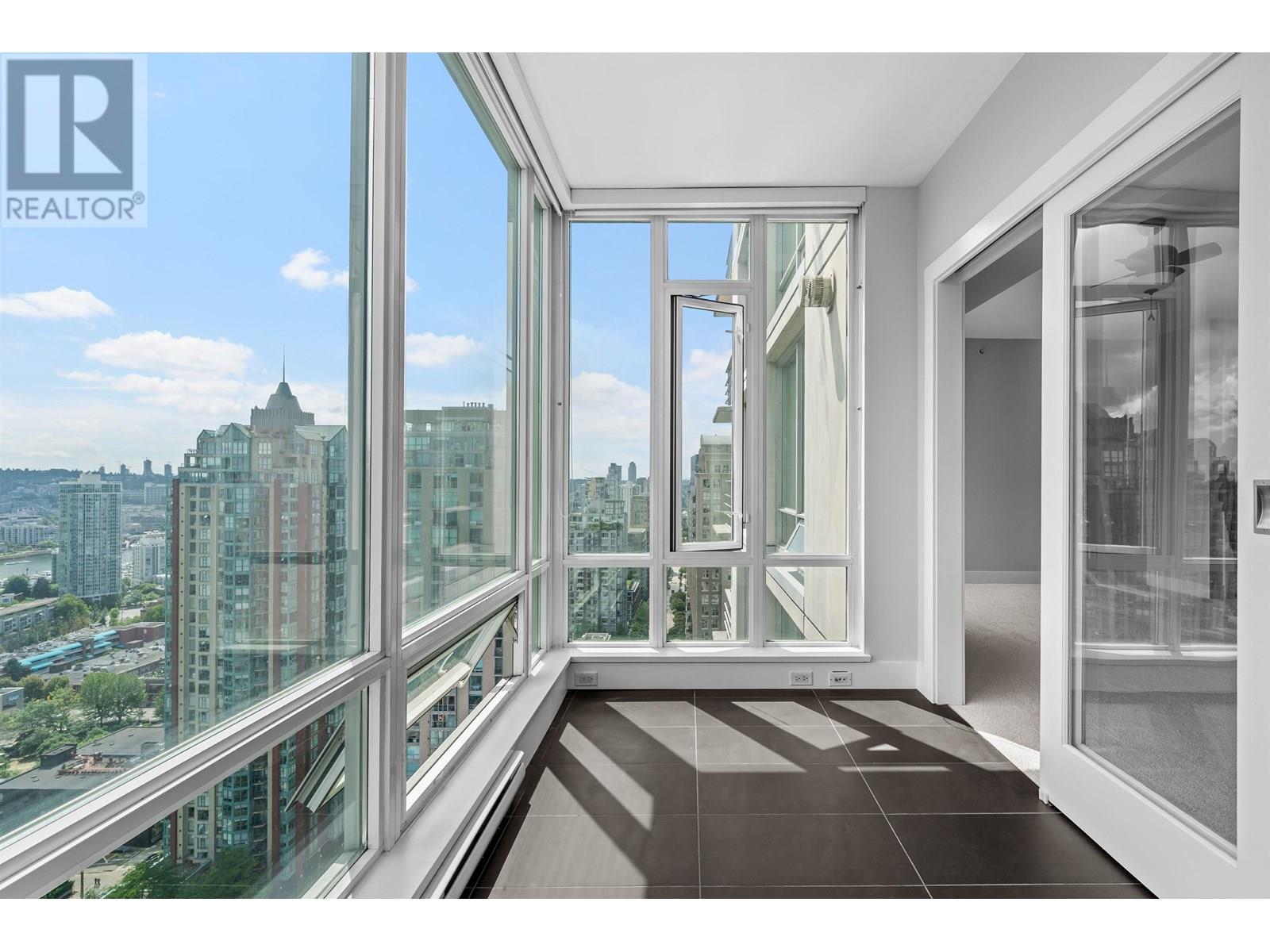 Photo 8 of 2703 535 Smithe Street, Vancouver BC