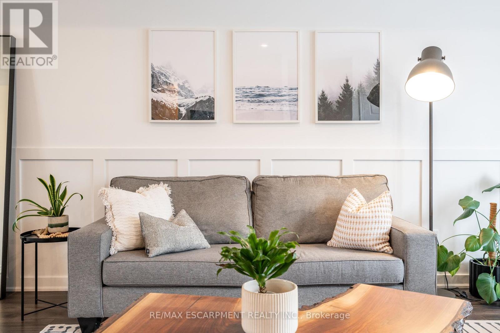 Photo 9 of 45 219 Dundas Street E, Hamilton ON