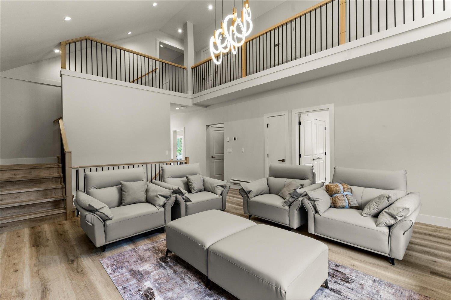 HG167 71375 GROVE BOULEVARD, Sunshine Valley, Hope