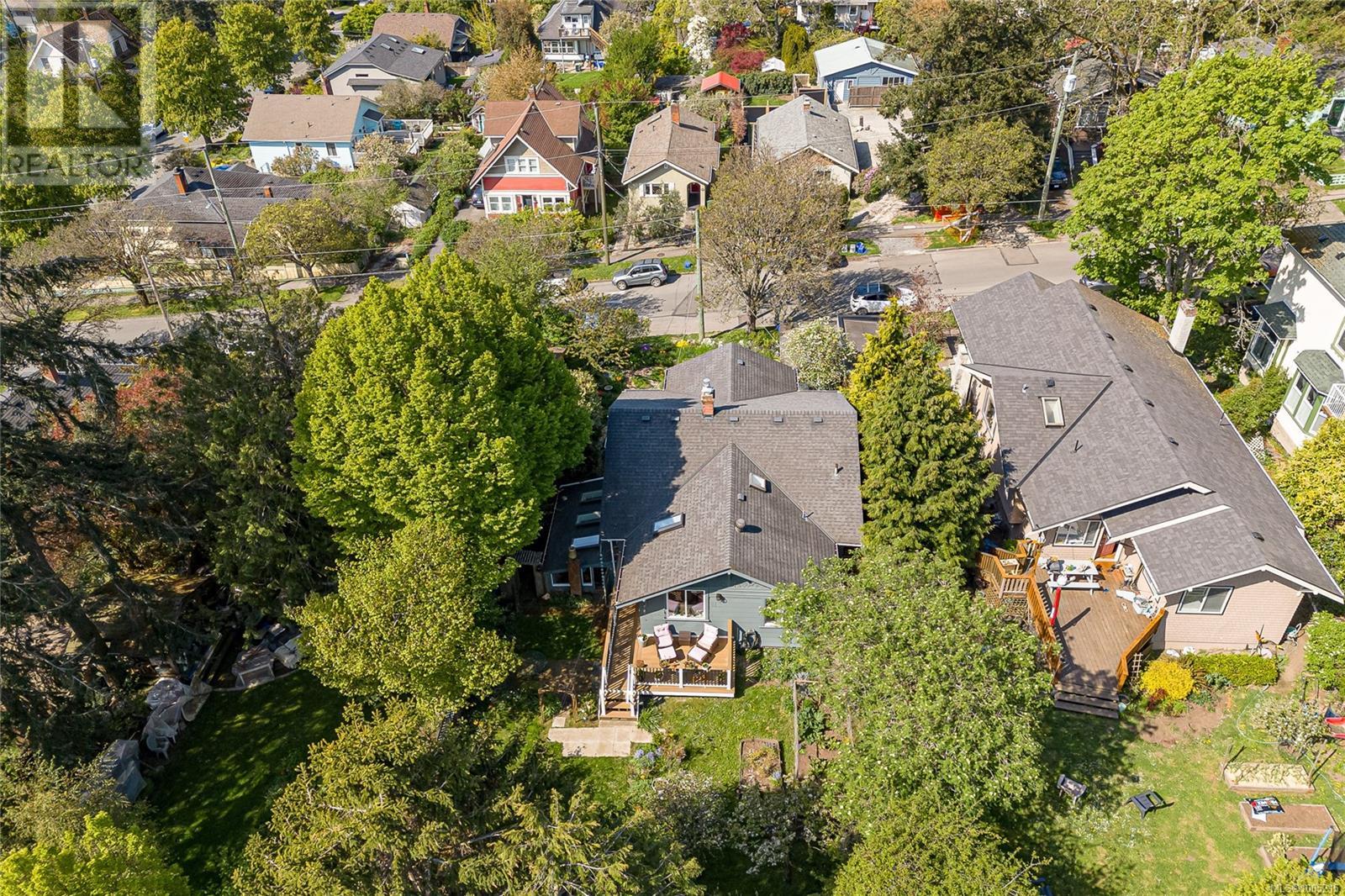 Single Family House Character for Sale in  Prior St Victoria 