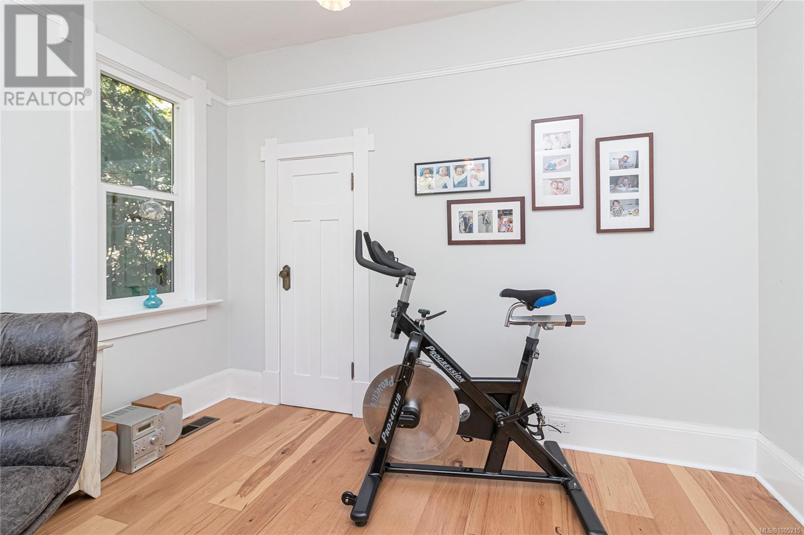 Single Family House Character for Sale in  Prior St Victoria 