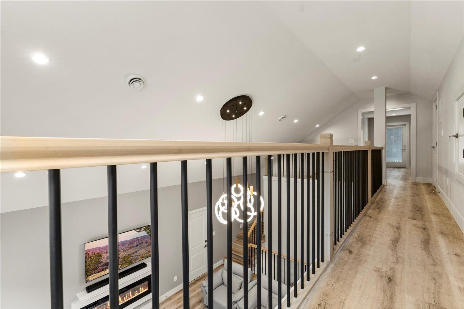 HG167 71375 GROVE BOULEVARD, Sunshine Valley, Hope