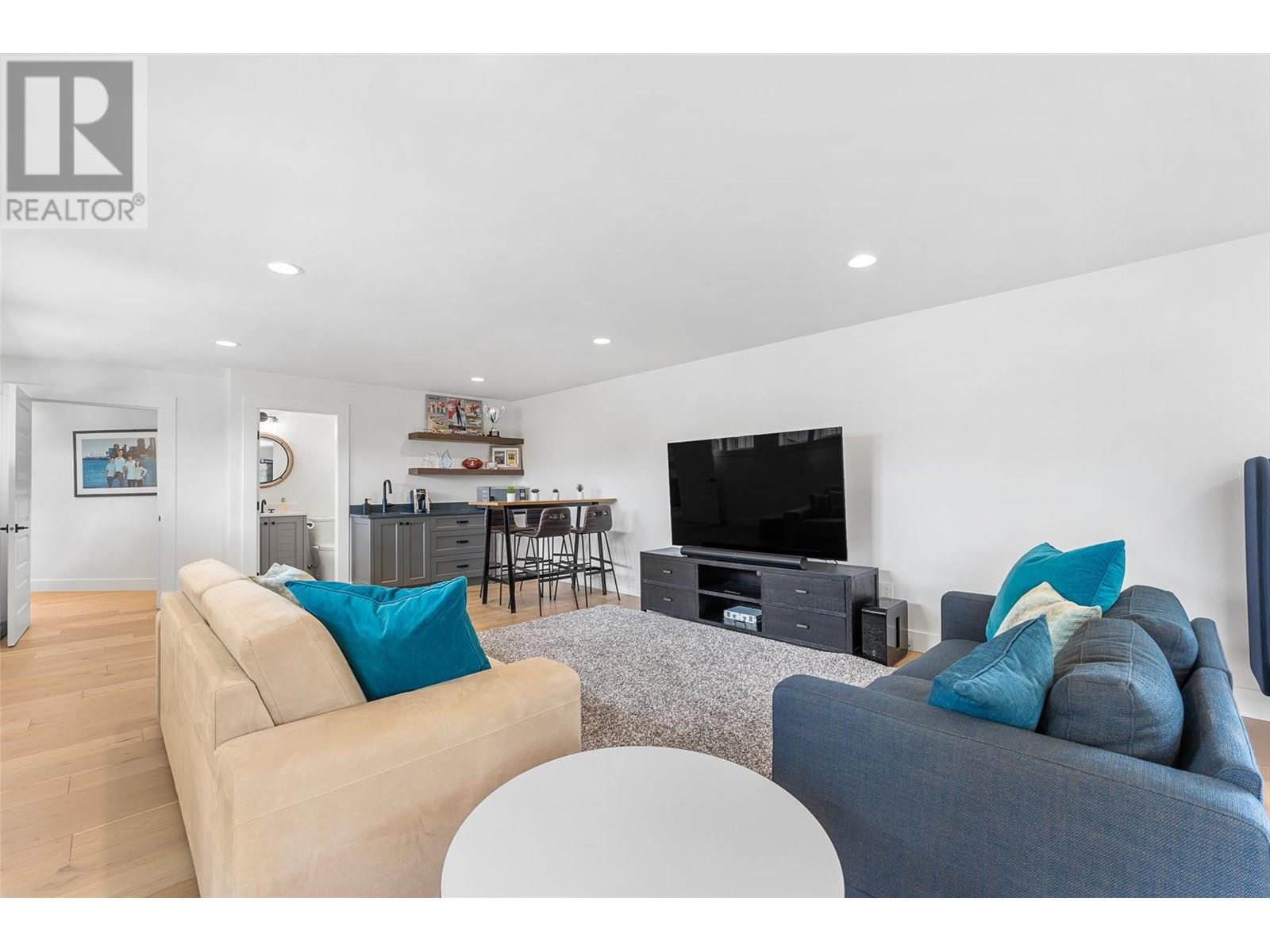 3558 Spiers Road, Kelowna