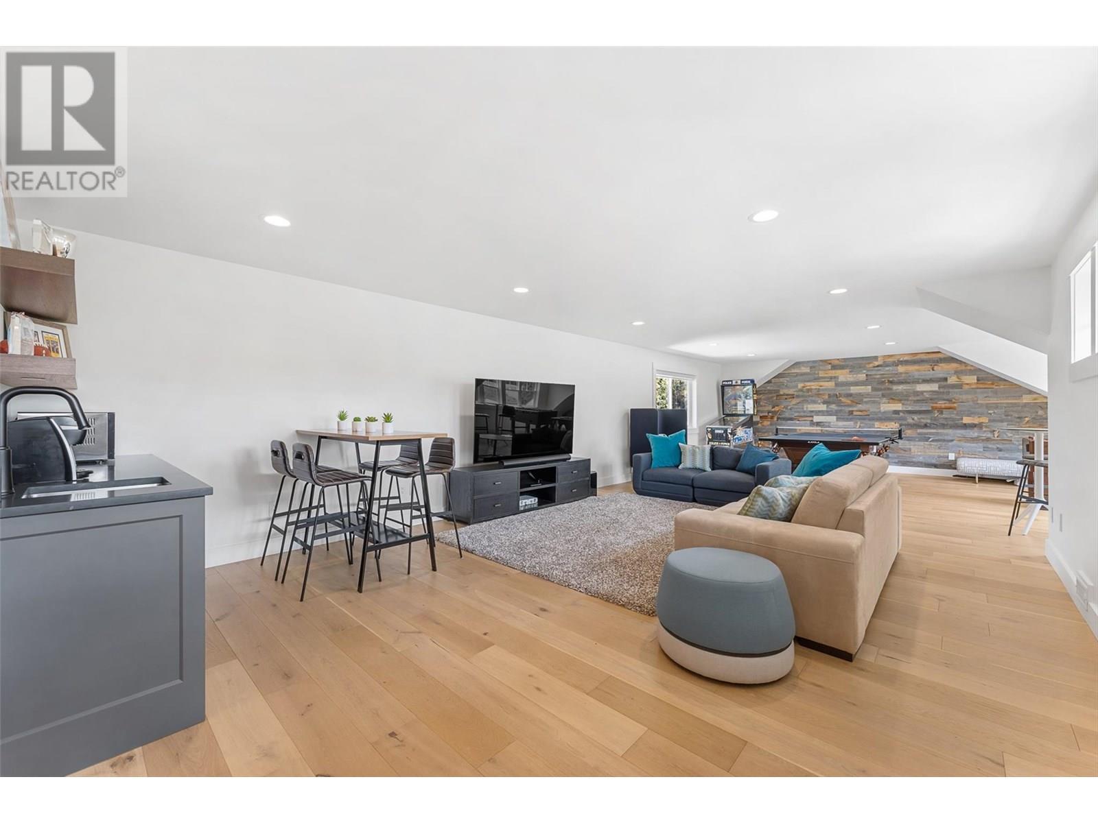 3558 Spiers Road, Kelowna