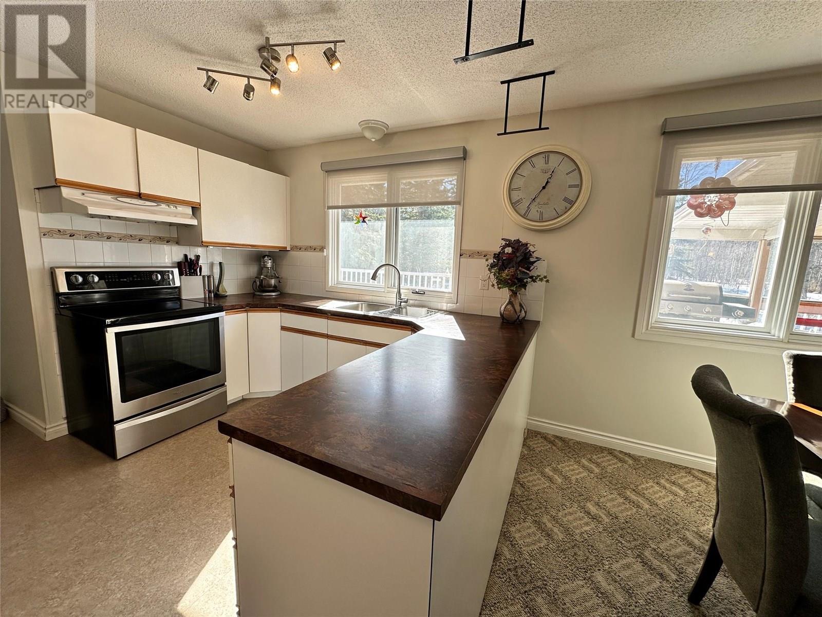 Photo 5 of 13065 219 Road, Dawson Creek BC