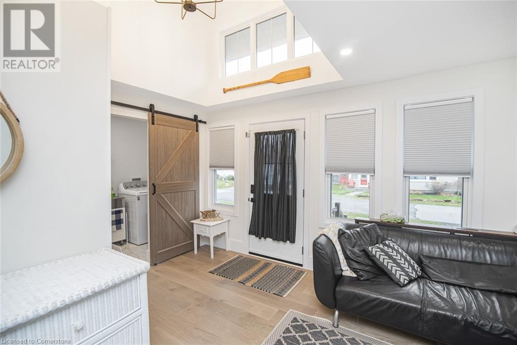 Photo 15 of 385 Westwood Avenue, Crystal Beach ON