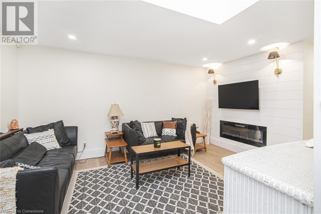 Photo 19 of 385 Westwood Avenue, Crystal Beach ON