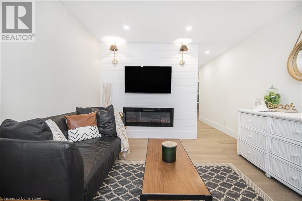 Photo 20 of 385 Westwood Avenue, Crystal Beach ON
