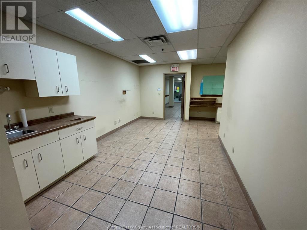 Photo 12 of 2109 Ottawa Street Unit 1550, Windsor ON