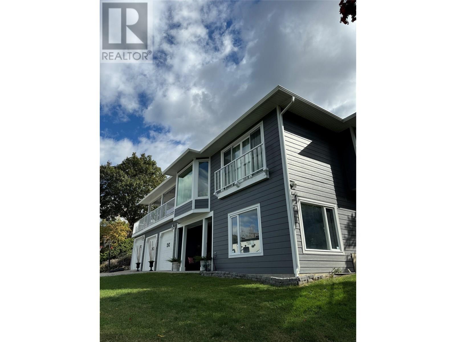  11935 Okanagan Centre Road West, Lake Country