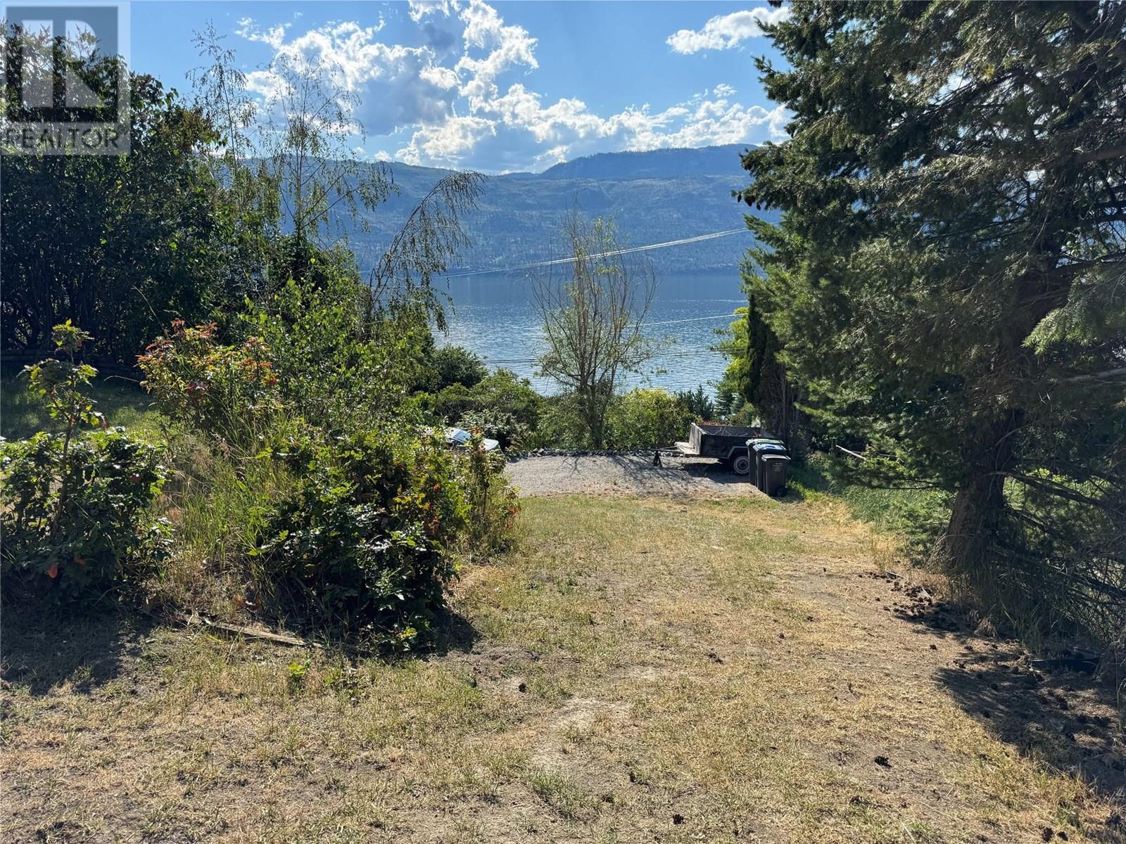  11935 Okanagan Centre Road West, Lake Country