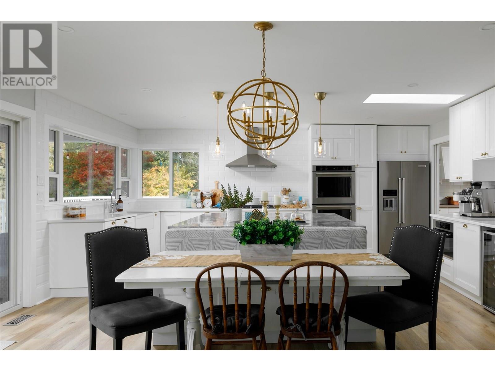  11935 Okanagan Centre Road West, Lake Country