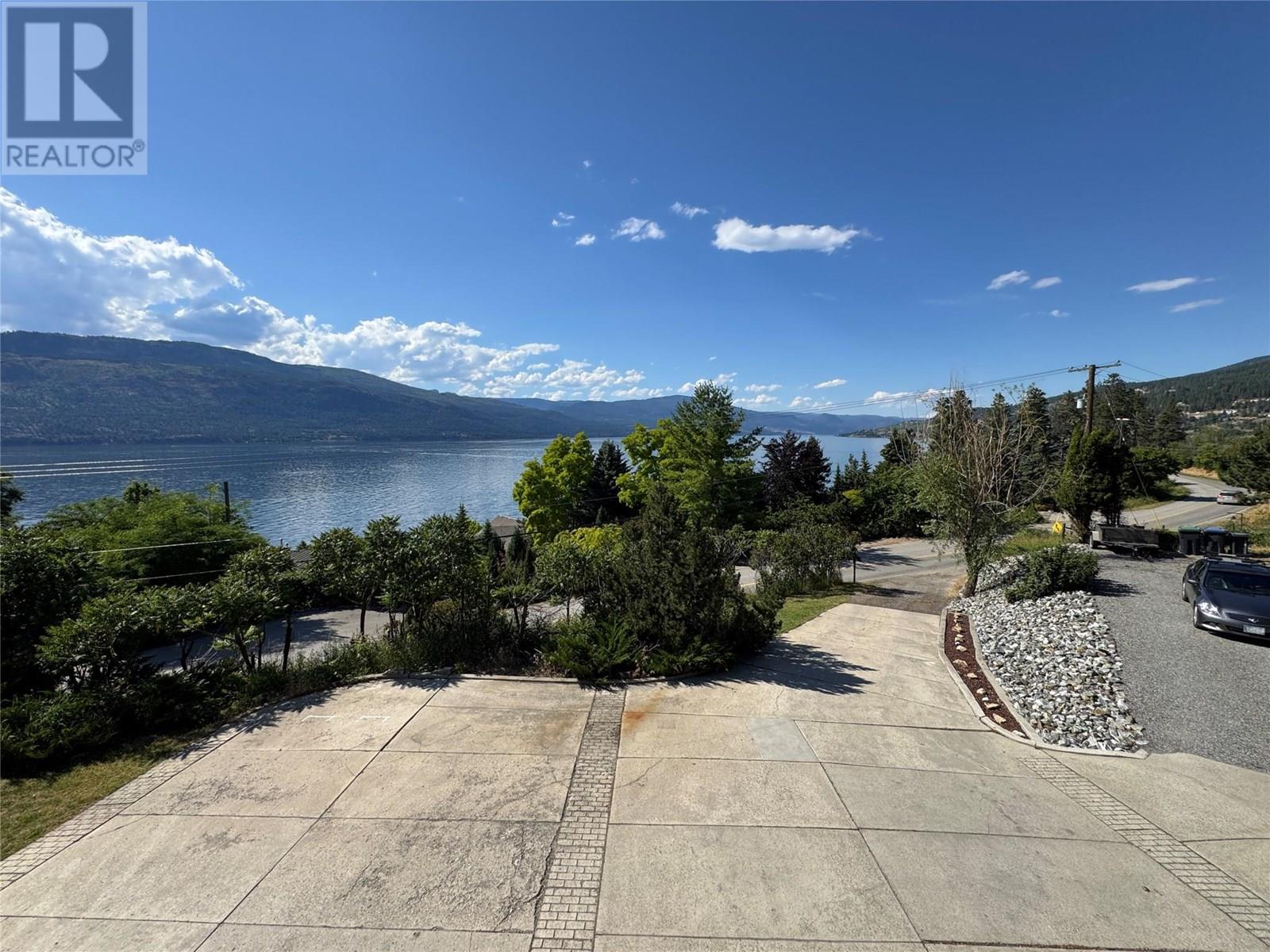  11935 Okanagan Centre Road West, Lake Country