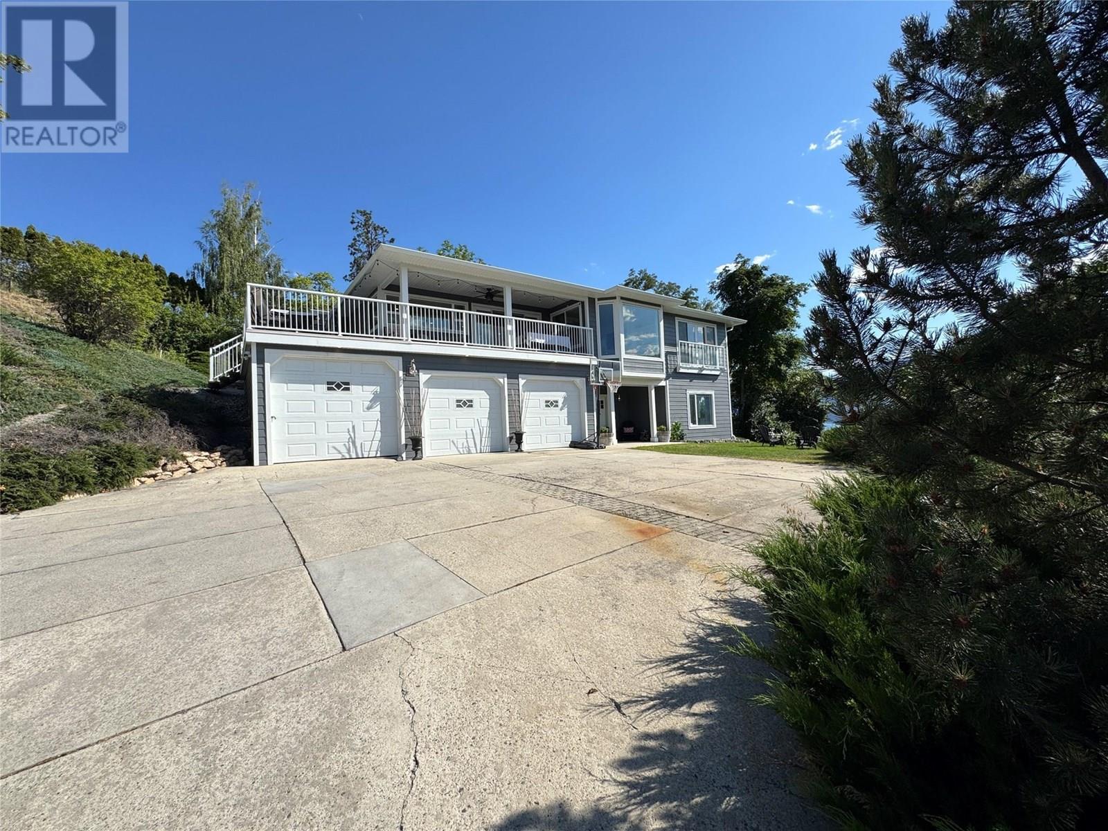  11935 Okanagan Centre Road West, Lake Country