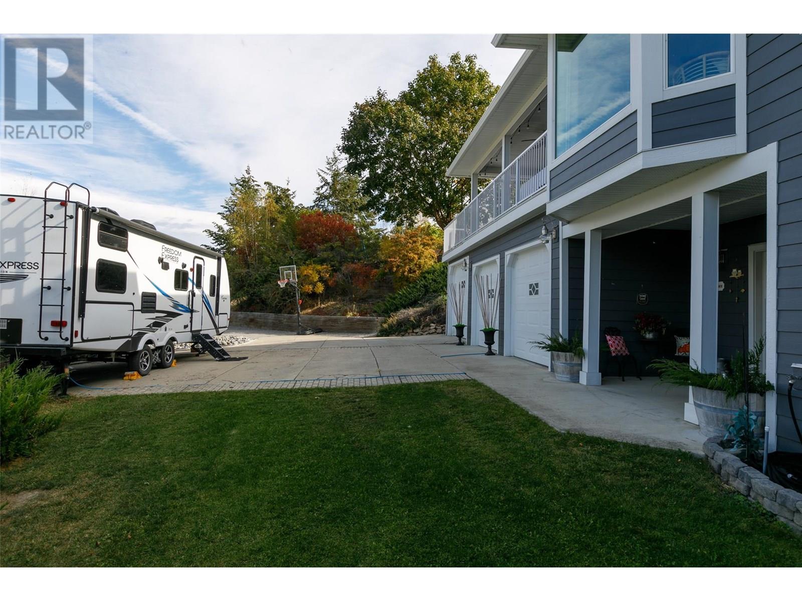  11935 Okanagan Centre Road West, Lake Country