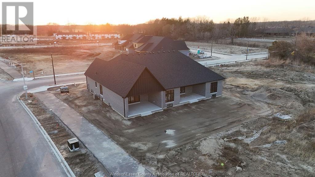 Photo 48 of 7598 Silverleaf Lane, Lasalle ON