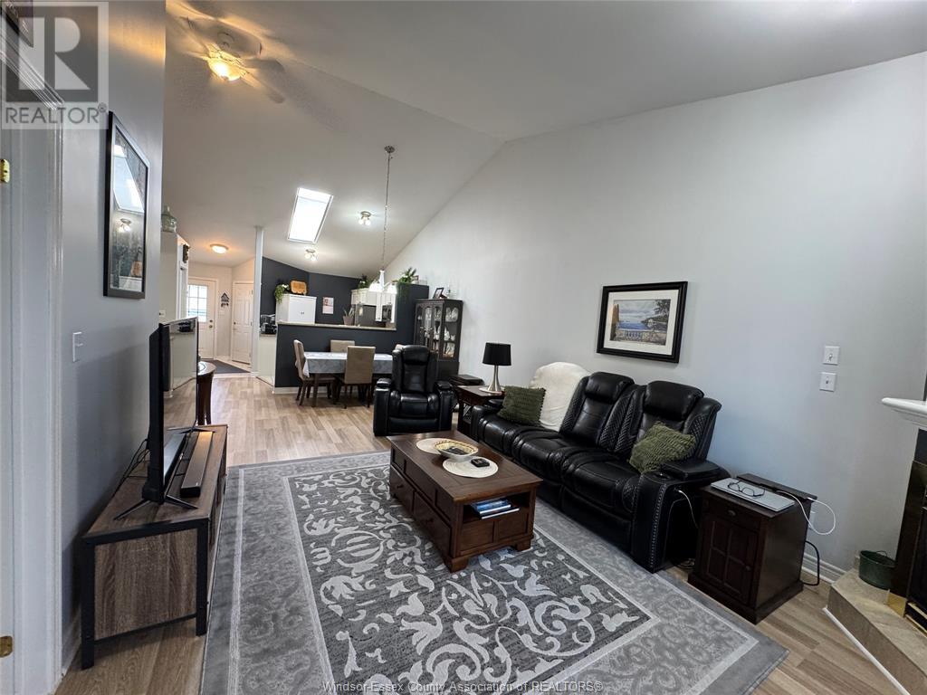 Photo 13 of 3 Ashley Crescent, Leamington ON