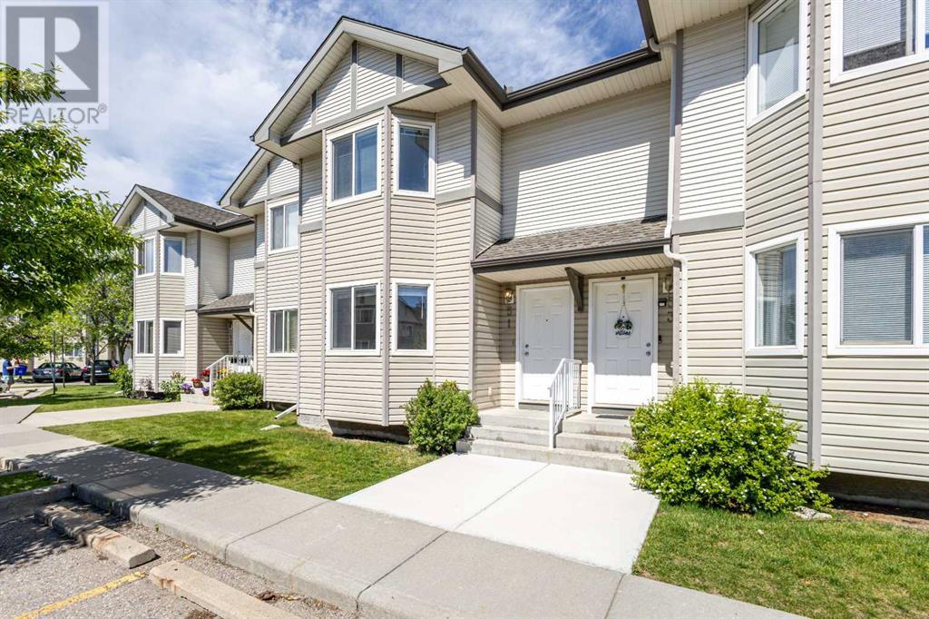 Single Family House for Sale in  Royal Birch Villas NW Royal Oak Calgary 