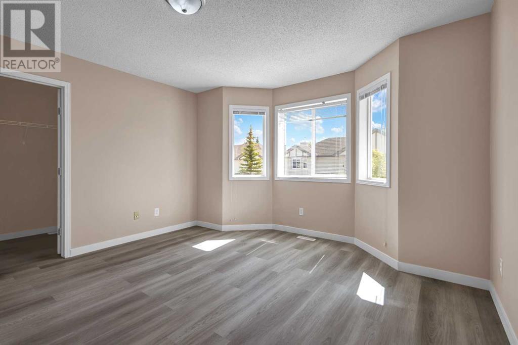Single Family House for Sale in  Royal Birch Villas NW Royal Oak Calgary 