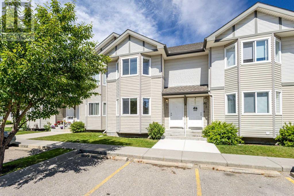 Single Family House for Sale in  Royal Birch Villas NW Royal Oak Calgary 
