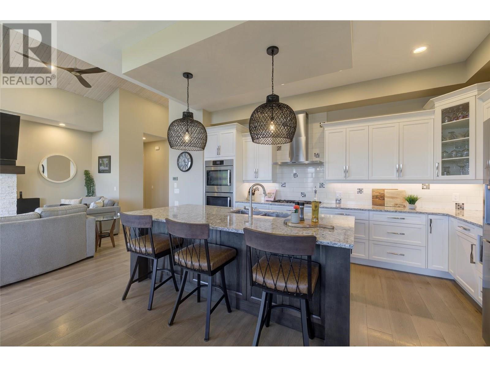  3357 Hihannah View, West Kelowna