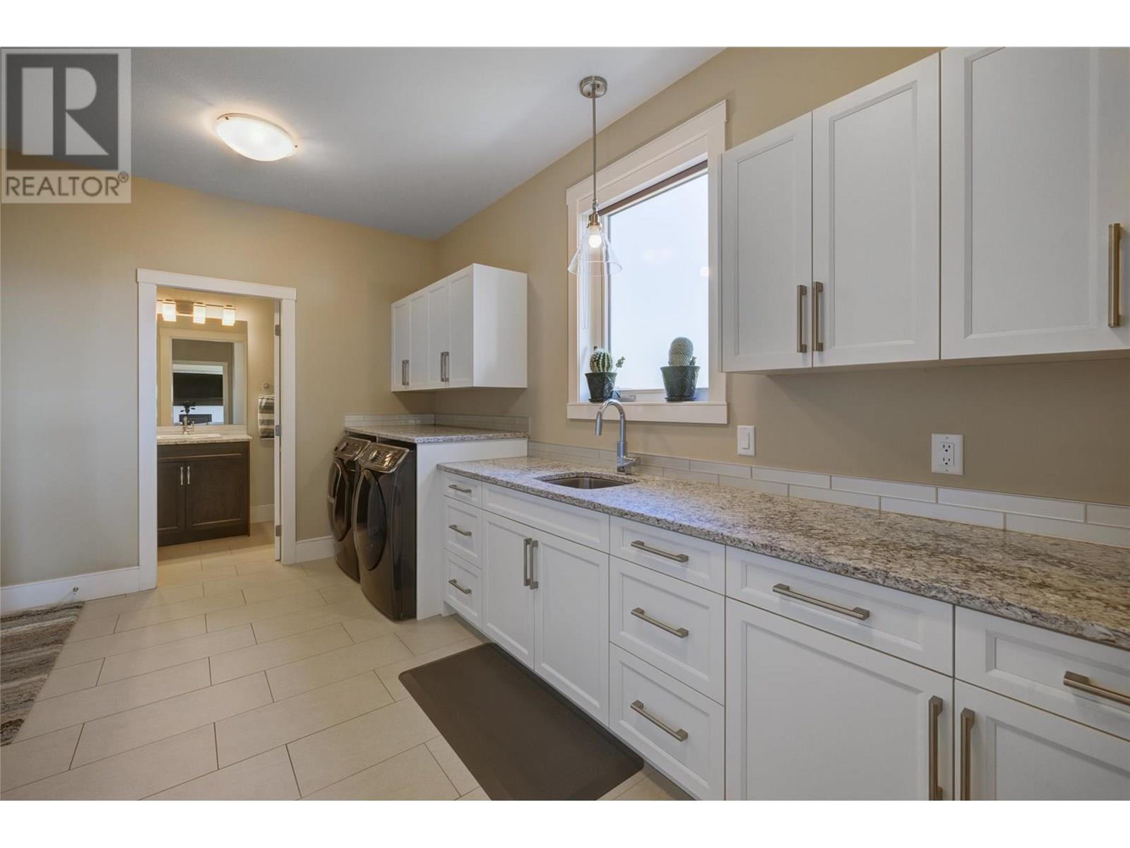  3357 Hihannah View, West Kelowna