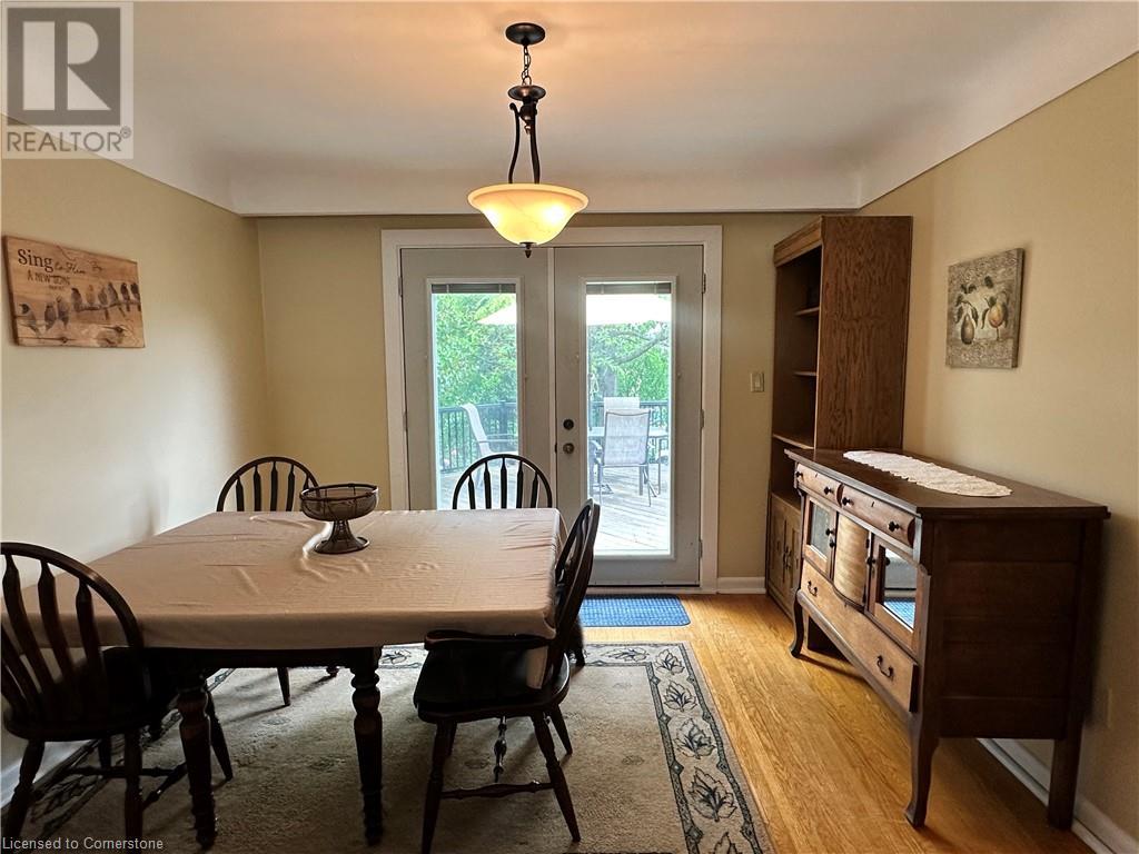 Photo 21 of 129 Broker Drive, Hamilton ON